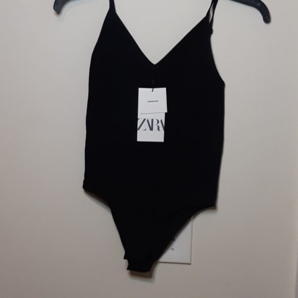 Zara seamless lace bodysuit - Picture 3 of 11